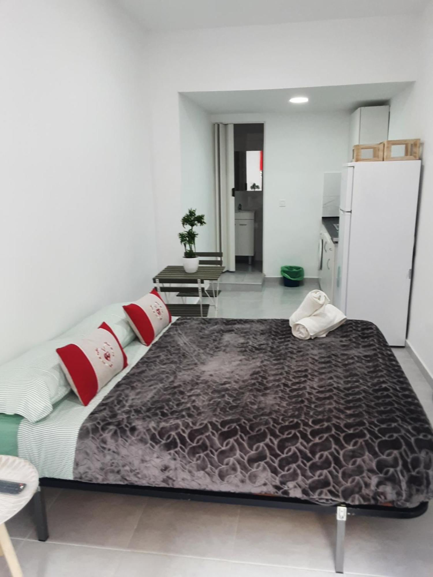 Precioso Apartamento Moderno Cerca Del Carrefour Rosaleda Malaga Zewnętrze zdjęcie