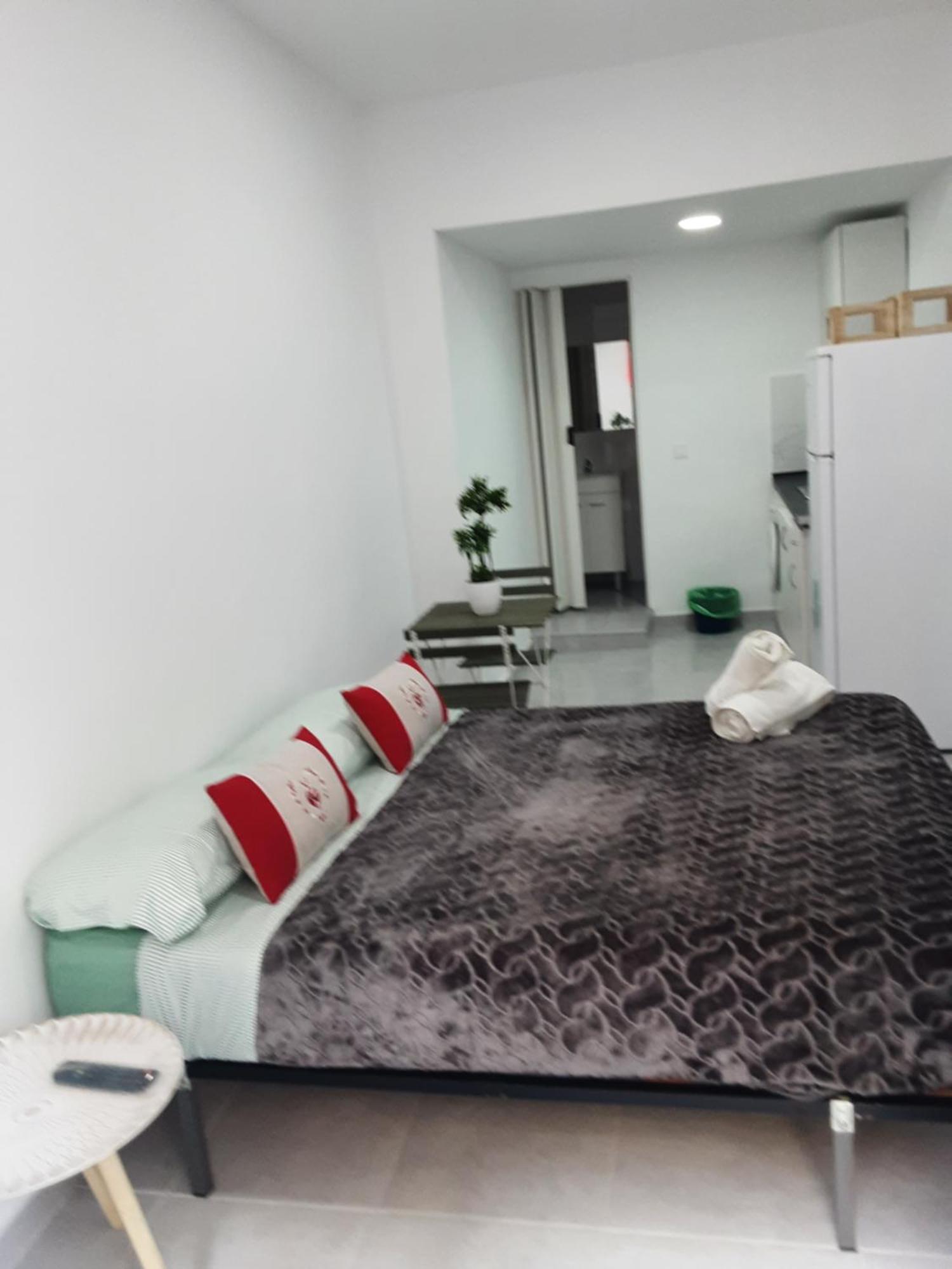Precioso Apartamento Moderno Cerca Del Carrefour Rosaleda Malaga Zewnętrze zdjęcie